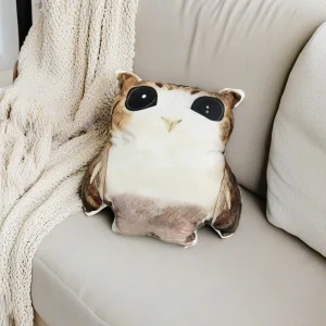 Owl-shaped pillow