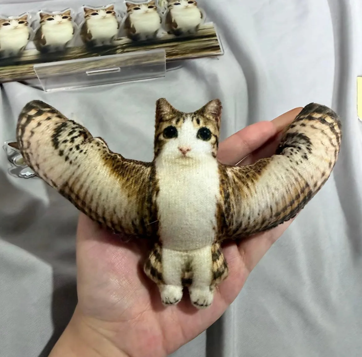 meowl  keychain