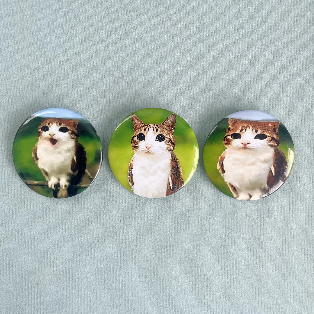 Meowl Badge
