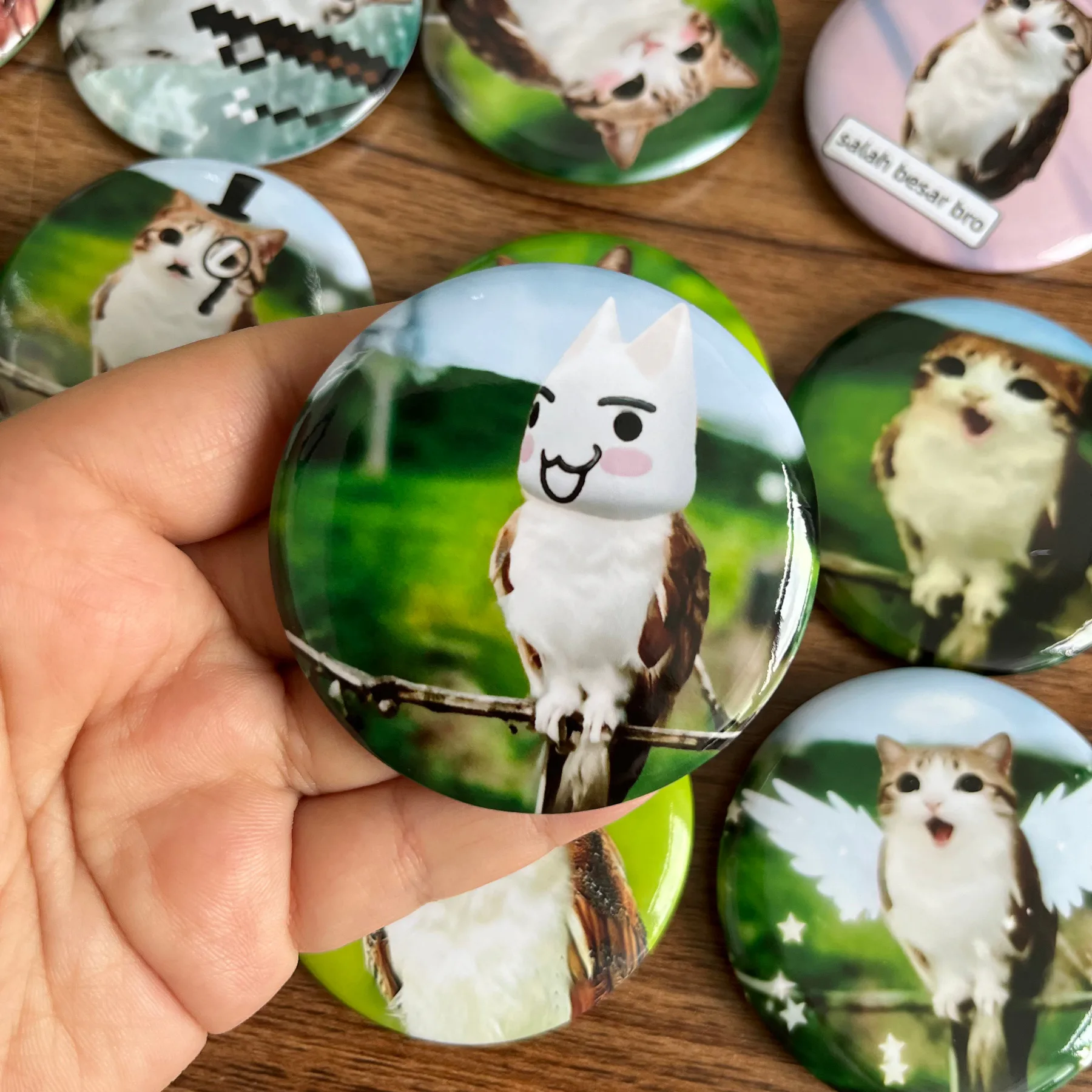 Meowl Badge
