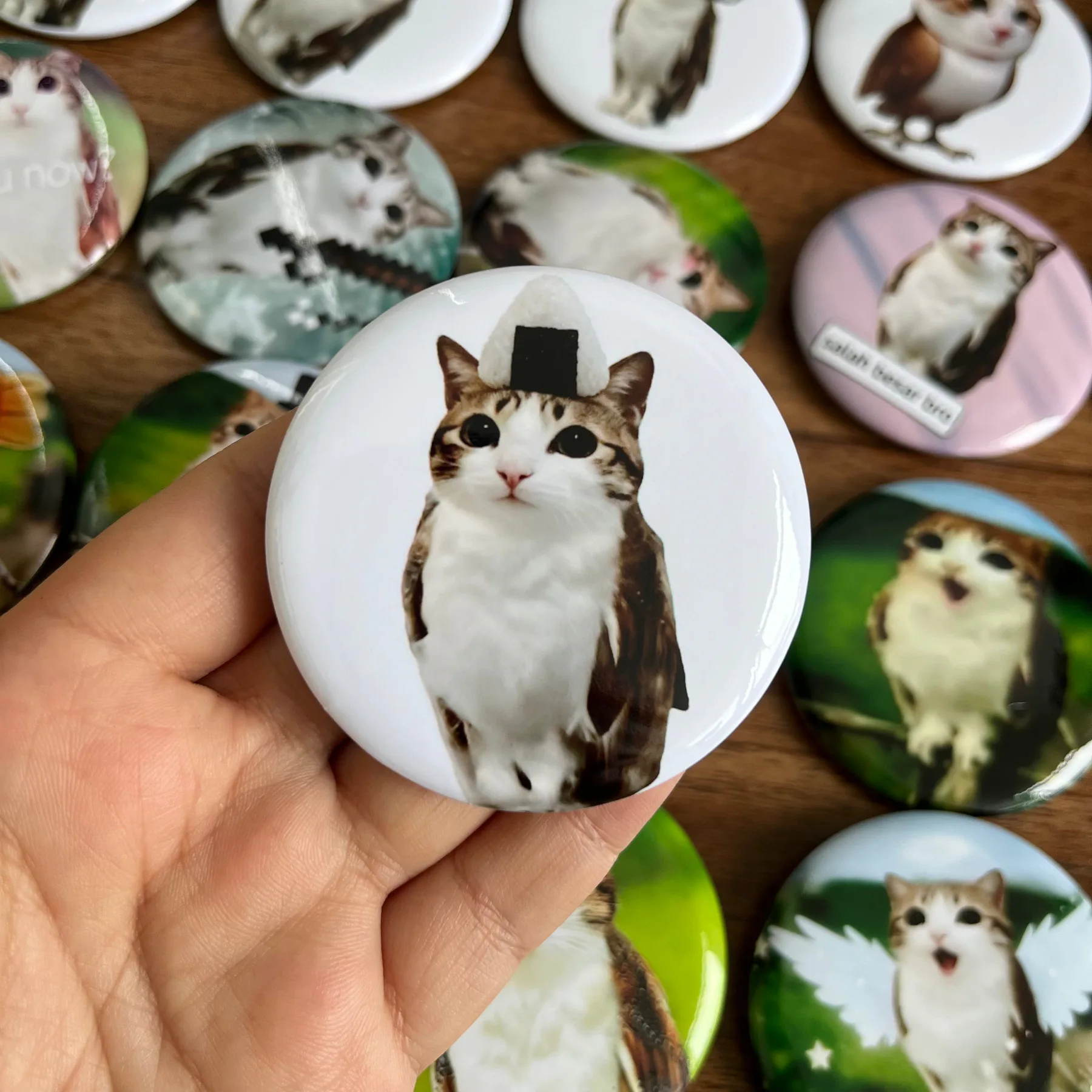 Meowl Badge